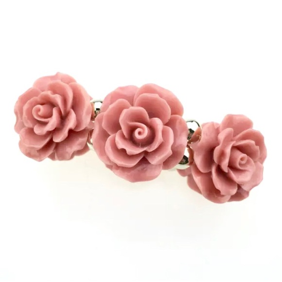 🌸BETSEY JOHNSON PINK FLOWER BRACELET🌸 - Picture 7 of 8